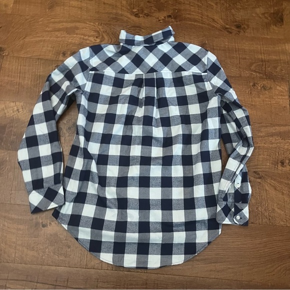 Vineyard vine women performanc buffalo check button down S 2 relaxed black white - Picture 6 of 6